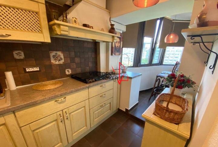 Unirii, stradal, 2 camere